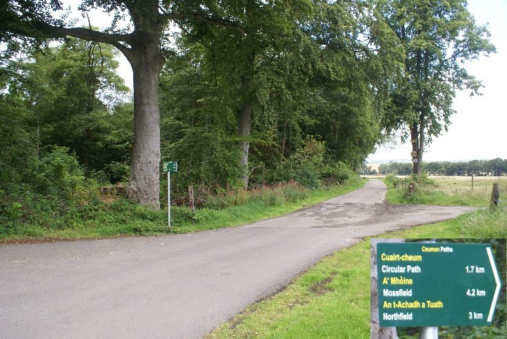 The first sign of countryside Paths