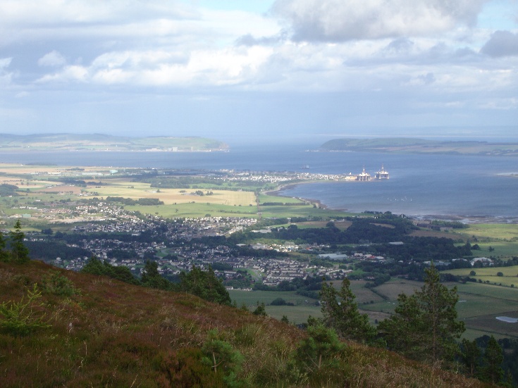 Invergordon from Fyrish, August 2006