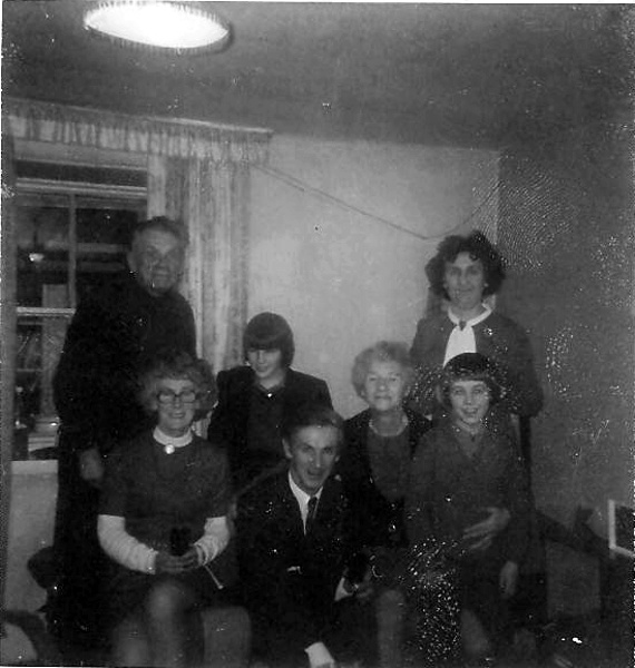 Family gathering at 'Seaview', near Barbraville
