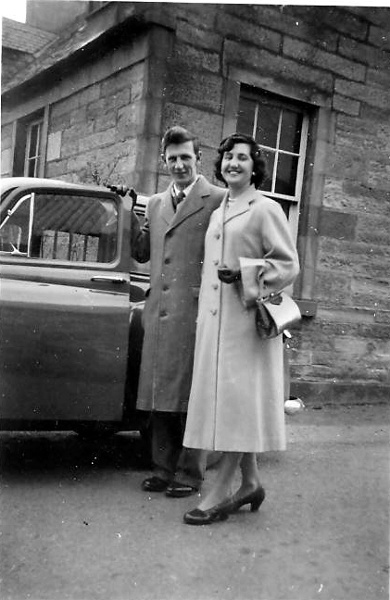 Gordon and Dorothy Andrews at Ness Cottage