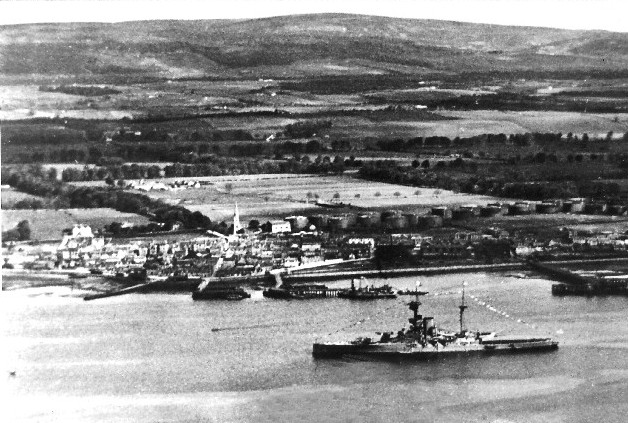 An early aerial view of Invergordon