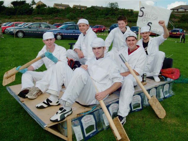 Raft SOS - Invergordon Raft Race 2004