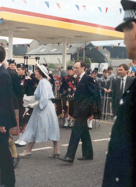 Dignitaries at The Queen's visit