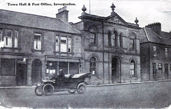 High Street, looking north